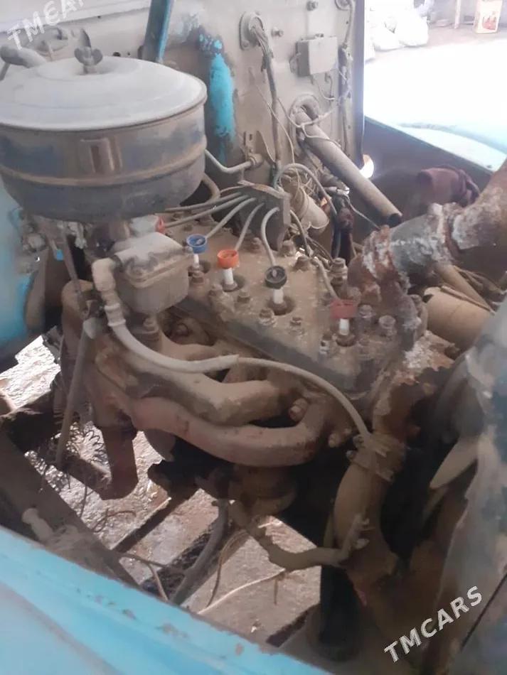 Gaz 52 1980