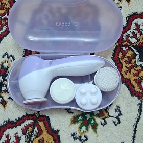 Yuz massaẓ̌ aparat