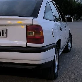 Opel Vectra 1992