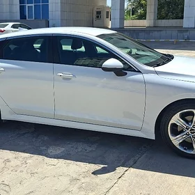 Kia K5 2021