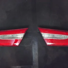 18 camry fara bagaždaky.