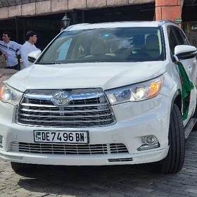 Toyota Highlander 2014