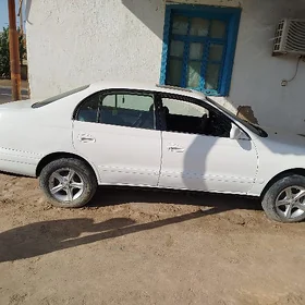 Toyota Carina 1993