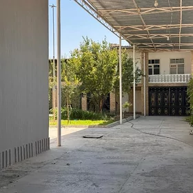 Yalkym 8 sotok 380m²