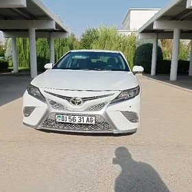 Toyota Camry 2018