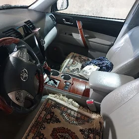 Toyota Highlander 2010