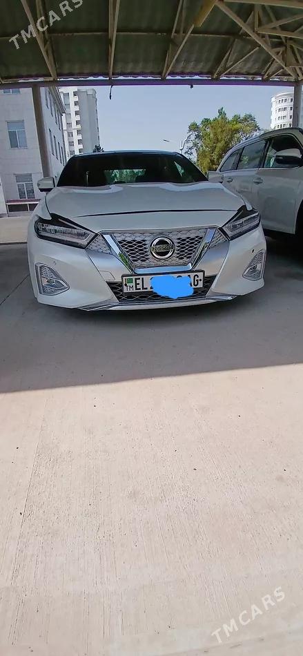Nissan Maxima 2021