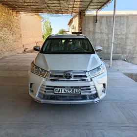 Toyota Highlander 2018