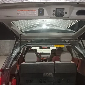 Toyota Sienna 2016
