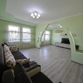 Ул. Ленина 3 комн 3 эт 120 м2