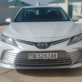 Toyota Camry 2022