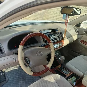 Toyota Camry 2003