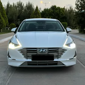 Hyundai Sonata 2021