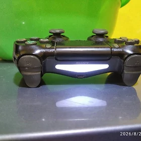джойстик PS4
