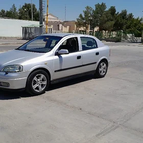 Opel Astra 2000