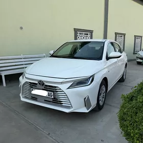 Toyota Yaris 2024