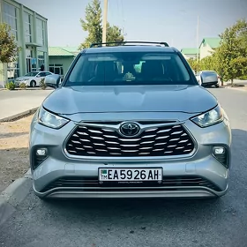 Toyota Highlander 2024