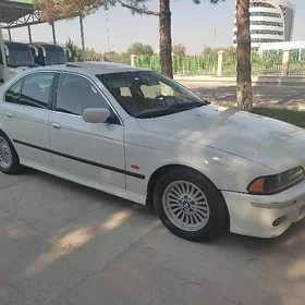 BMW E39 1999
