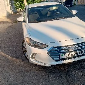 Hyundai Elantra 2018