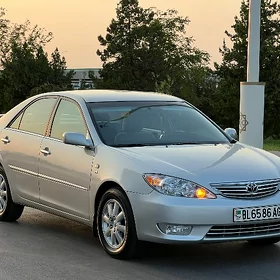 Toyota Camry 2004