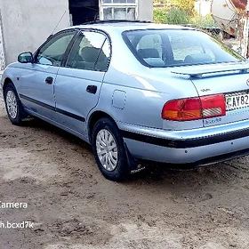 Toyota Carina 1995