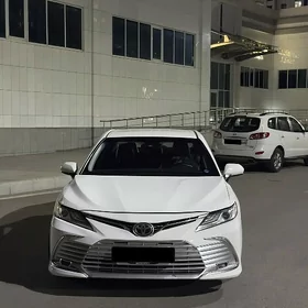 Toyota Camry 2018