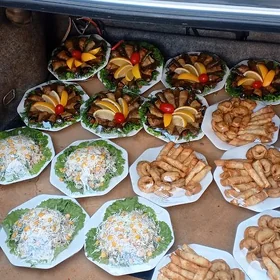 salada kömekçi gelin gyz gerek