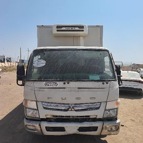 Mitsubishi Canter 2022