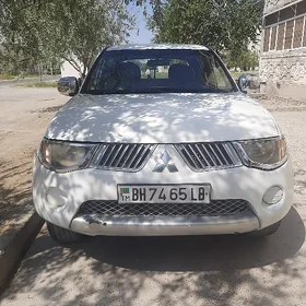 Mitsubishi L200 2007