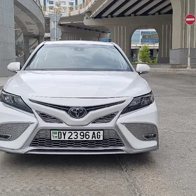 Toyota Camry 2024