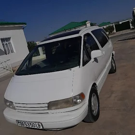 Toyota Previa 1991
