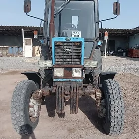 MTZ 80 2005