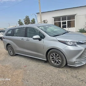 Toyota Sienna 2021