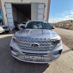 Ford Explorer 2021