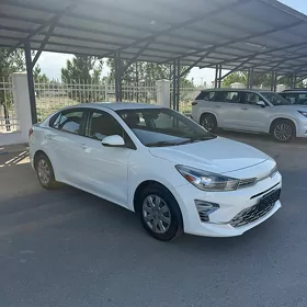 Kia Rio 2022