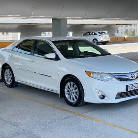 Toyota Camry 2012