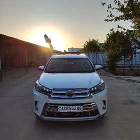 Toyota Highlander 2017