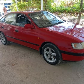 Toyota Carina 1995