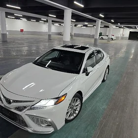 Toyota Camry 2022