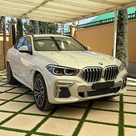 BMW X6 M 2022