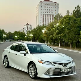 Toyota Camry 2020