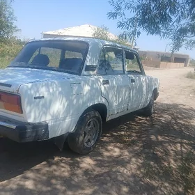 Lada zapjaslary