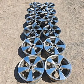 tayota disga R15