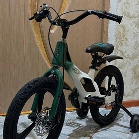 Велосипед в идеальном состояни