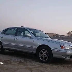 Toyota Avalon 1999
