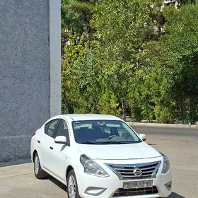 Nissan Sunny 2021