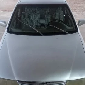 Nissan Sunny 1994