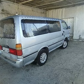 Toyota Hiace 1991