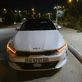 Kia K5 2023