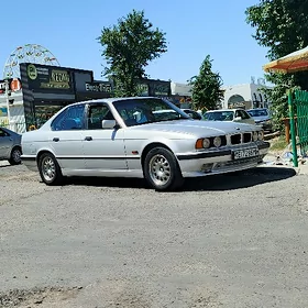 BMW E34 1990